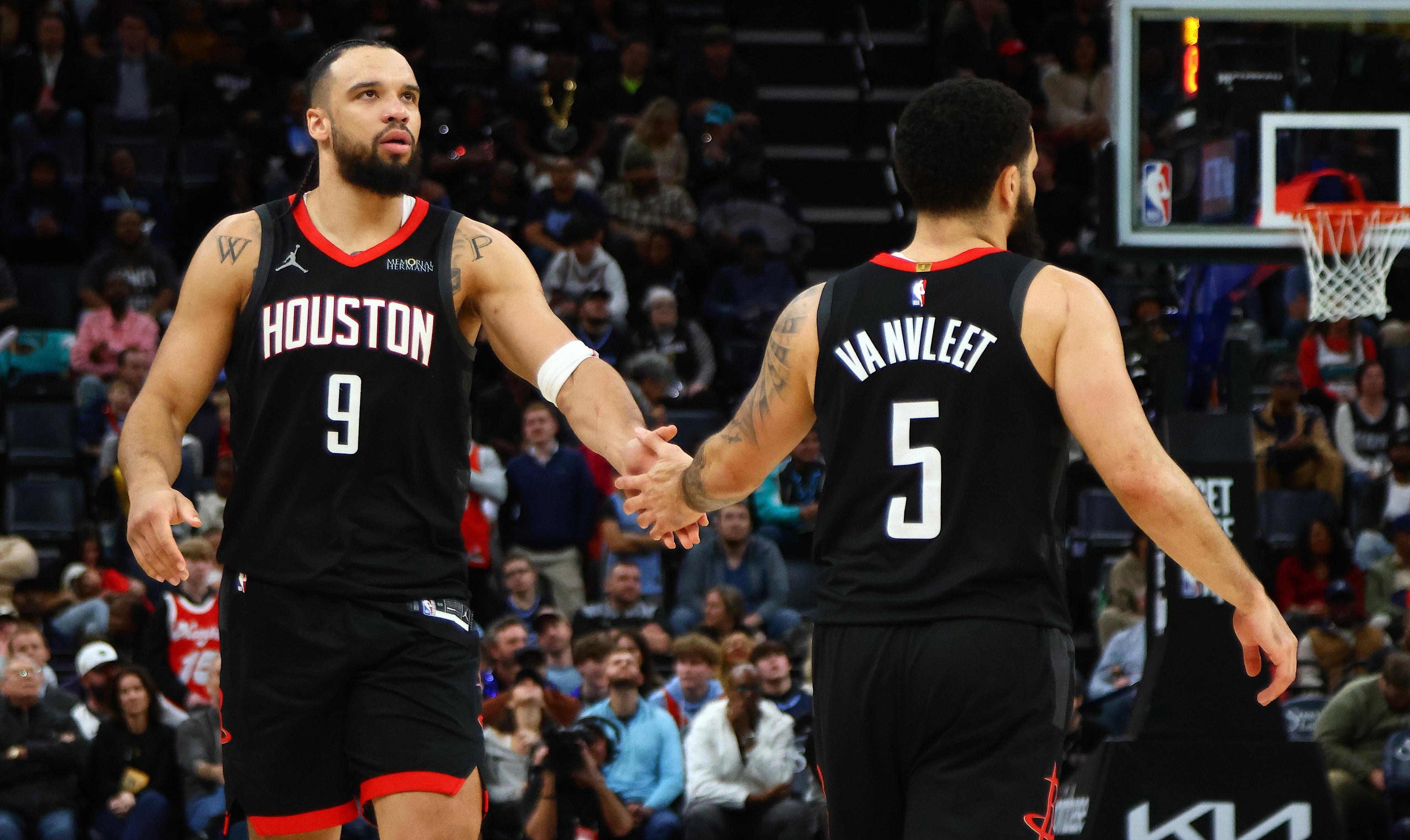 九游体育APP-包含赛地聚焦——NBA总决赛冲刺阶段热度飙升，尤文图斯状态回暖，更衣室稳定，更衣室氛围转暖的词条