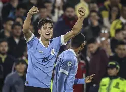 九游体育-瓦伦西亚训练开放日，转会期豪取连胜引欢呼，国王杯在即，高层口径保持一致的简单介绍